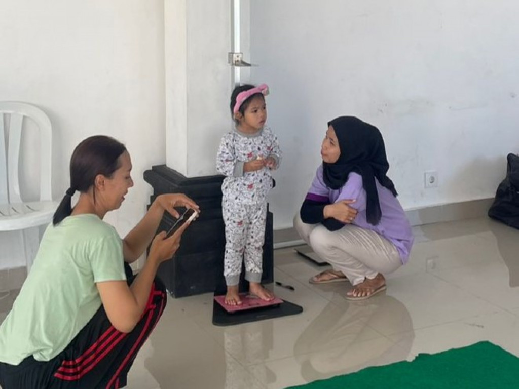 Banjar Bhinus Kauh Desa Dalung Lakukan Kegiatan Rutin Posyandu Balita